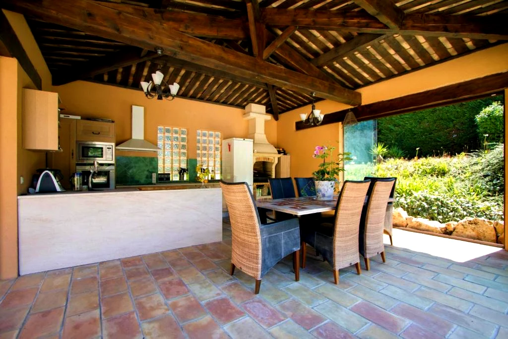 Domaine des cigales-location villa de luxe - Mouans Sartoux- Grasse Cannes-Cote d'Azur-Alpes maritimes-Cuisine d'été